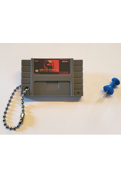 Porte-Clé Mini-Cartouche de SNES Par Chinook Crafts - Mortal Kombat