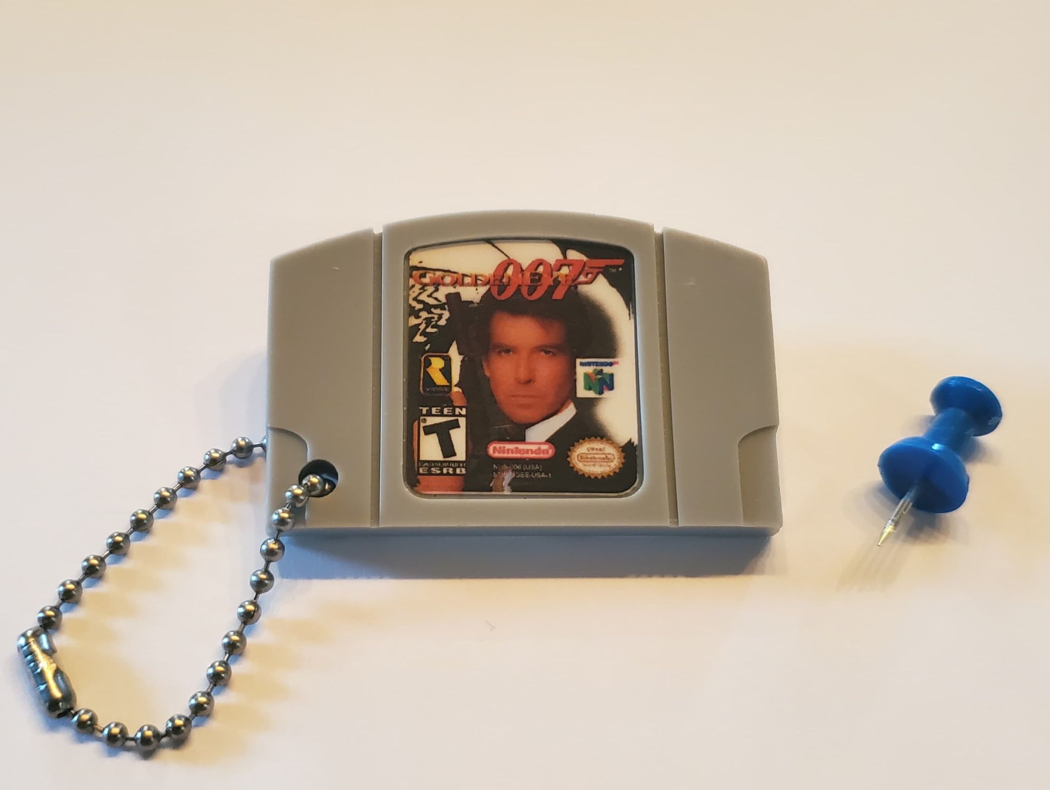 Porte-Clé Mini-Cartouche de N64 Par Chinook Crafts - Goldeneye 007