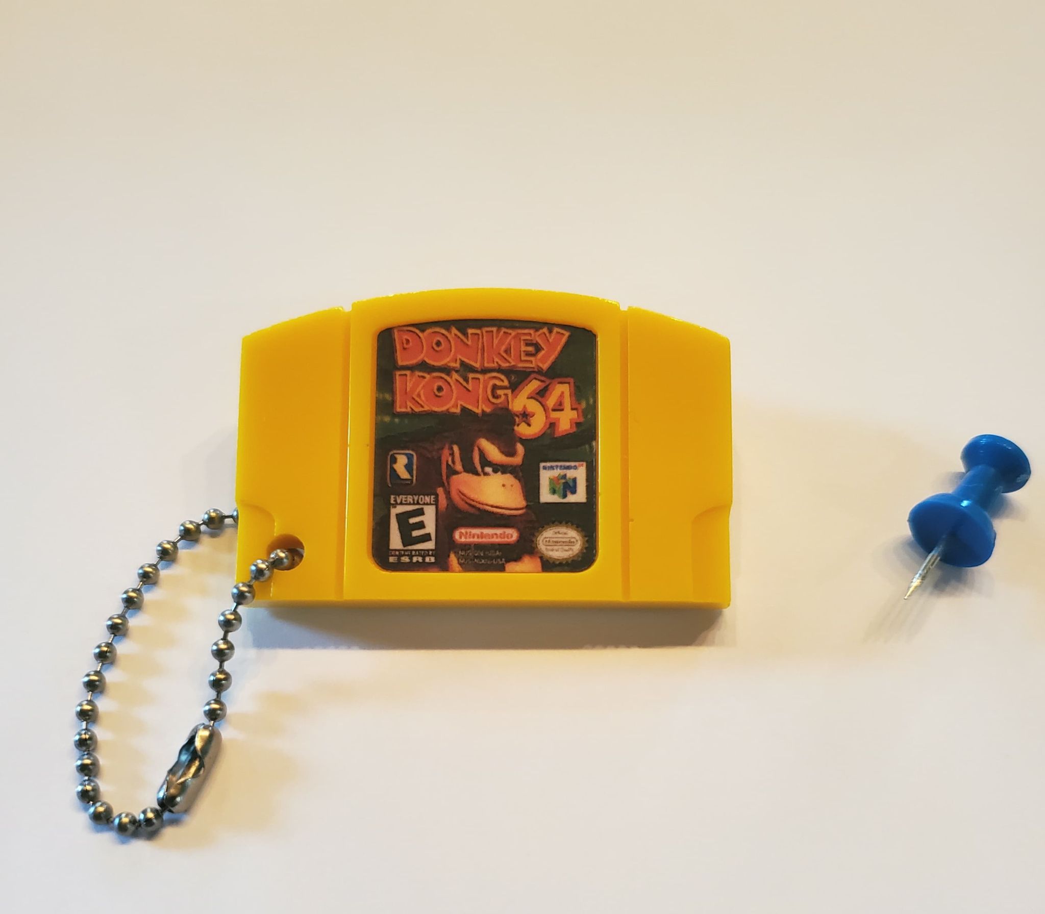 Porte-Clé Mini-Cartouche de N64 Par Chinook Crafts - Donkey Kong 64