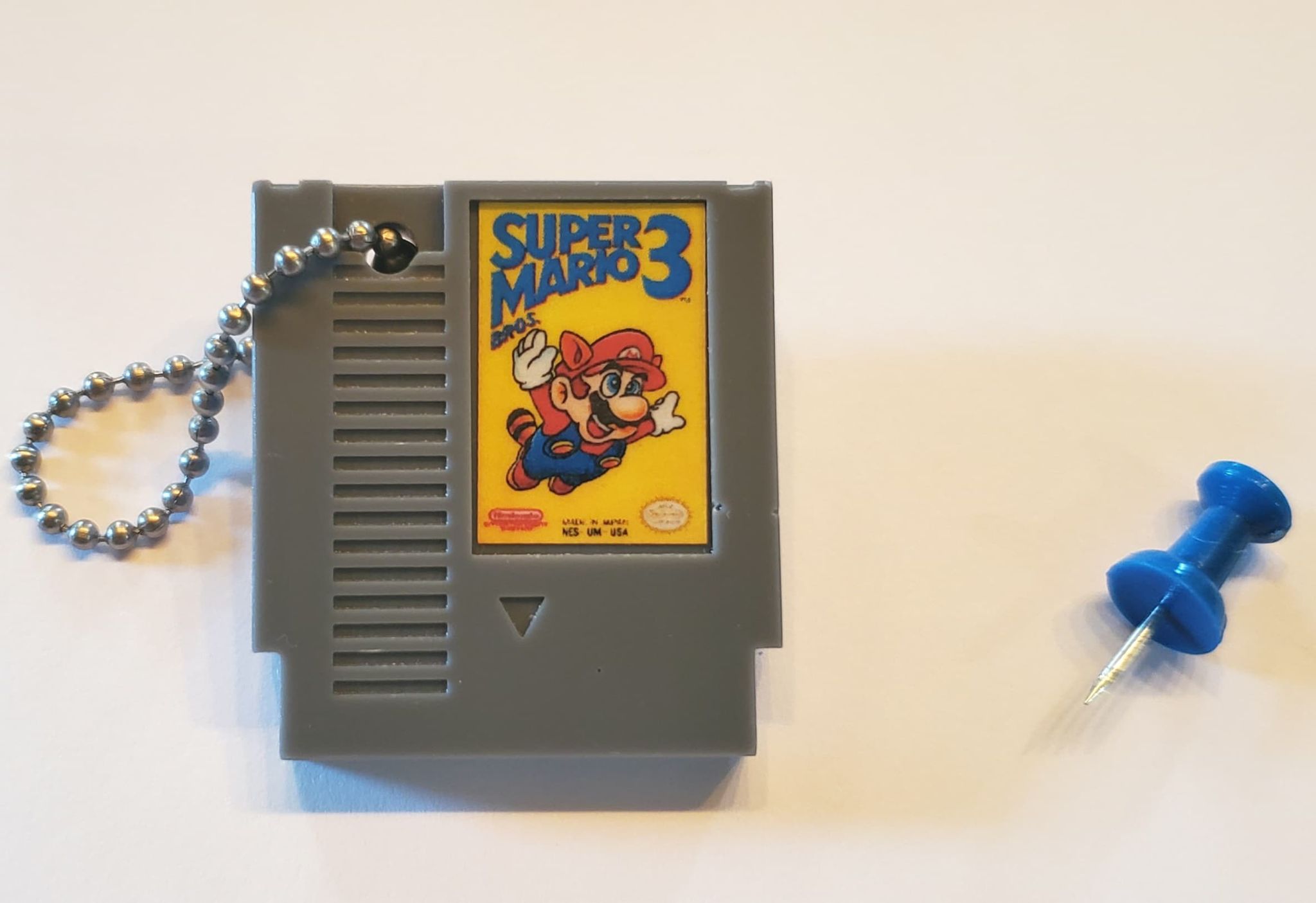 Porte-Clé Mini-Cartouche de NES Par Chinook Crafts - Super Mario Bros. 3
