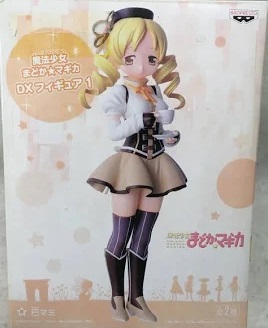 Figurine Puella Magi Madoka Magica Par Banpresto - Mami Tomoe 17 CM